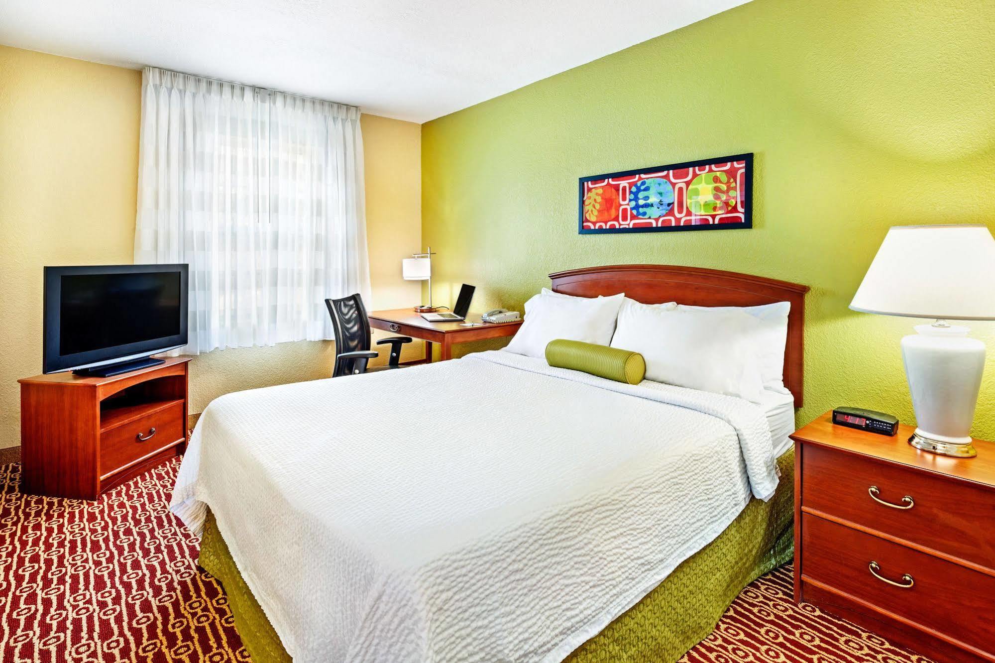 Towneplace Suites Savannah Midtown Extérieur photo