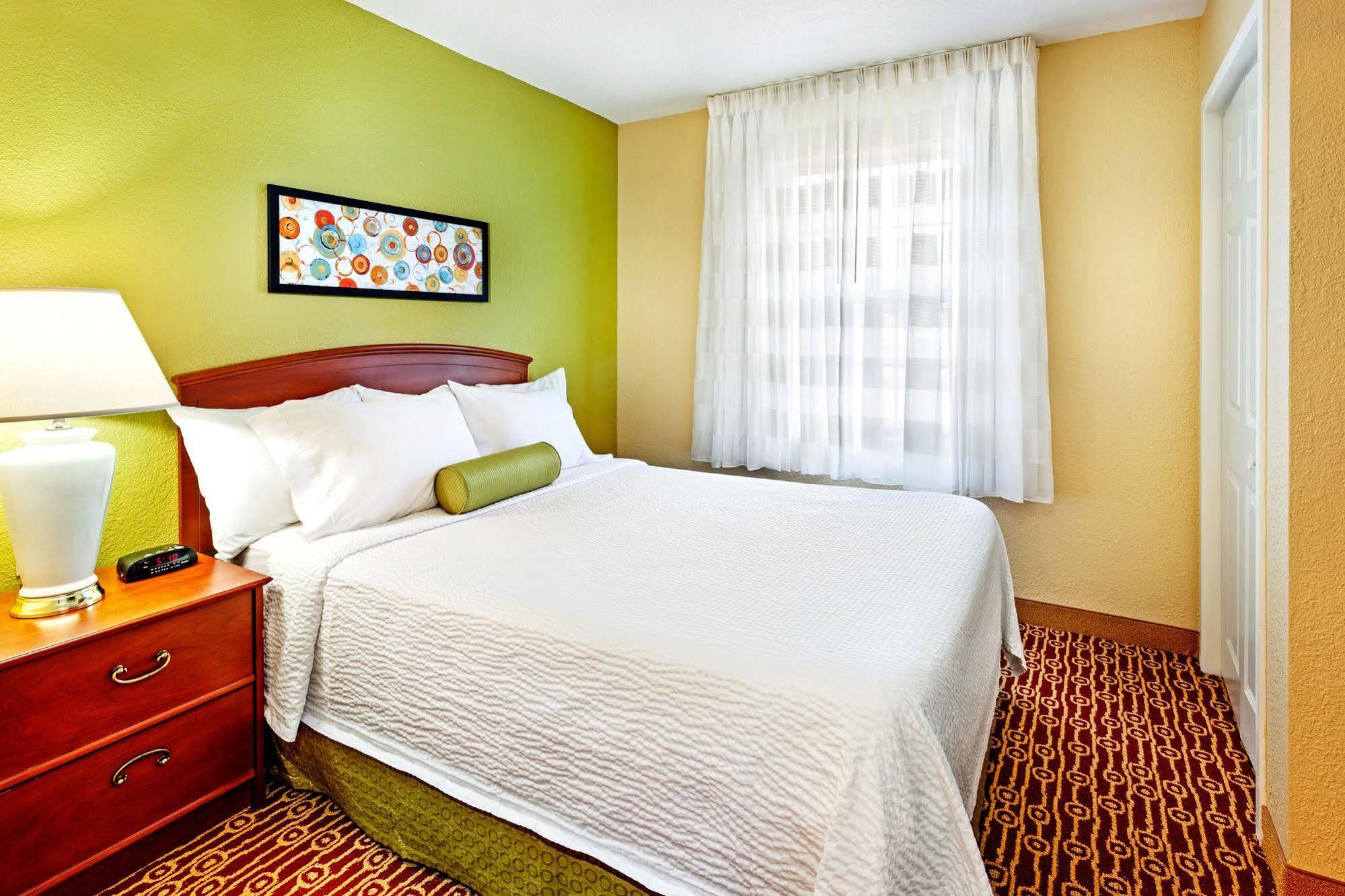 Towneplace Suites Savannah Midtown Extérieur photo